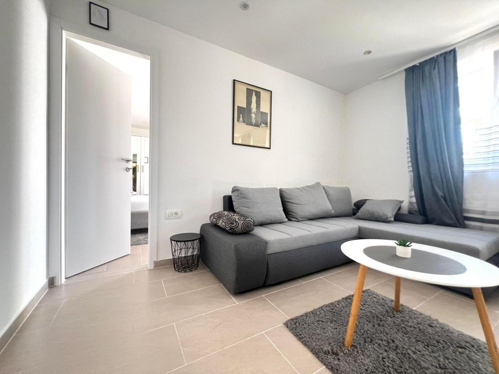 Apartment Azzurro Mare Pula
